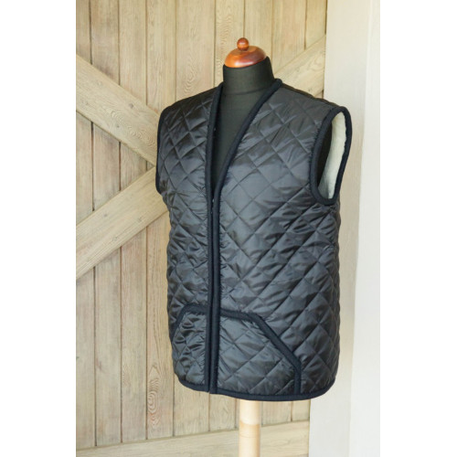 Stepēta veste ar aitas vilnu